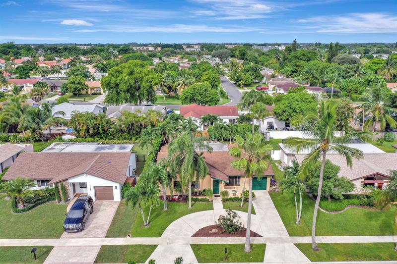 Image 57 of 63 For 22699 53rd Ave
