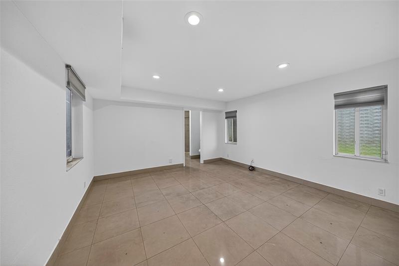 Image 21 of 42 For 206 5th Avenue