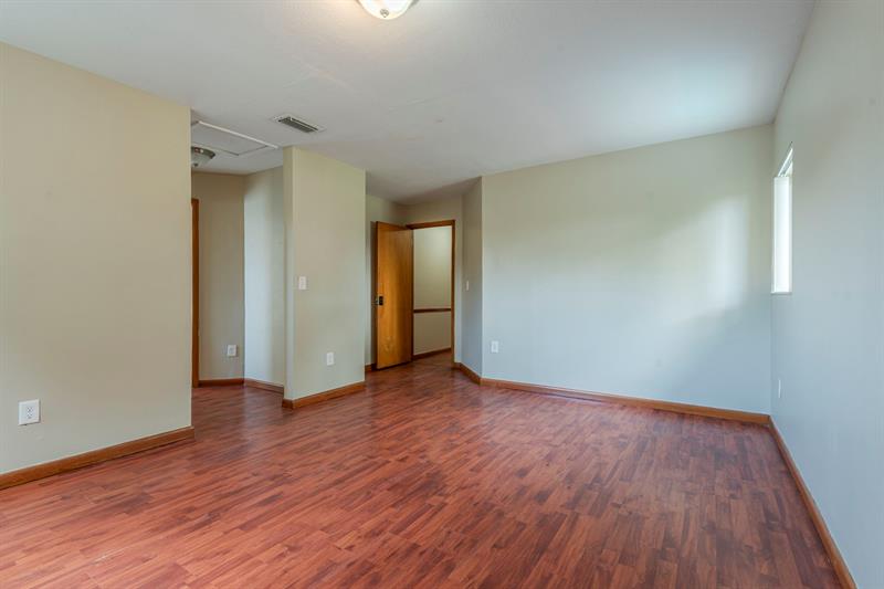 Image 15 of 37 For 8471 198th St