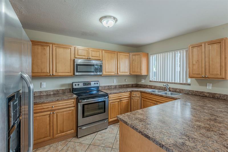 Image 6 of 37 For 8471 198th St