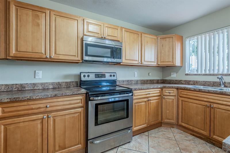 Image 8 of 37 For 8471 198th St