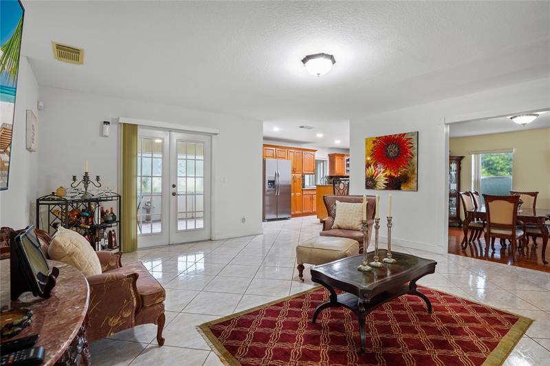 Image 18 of 41 For 5901 Wolverine Rd