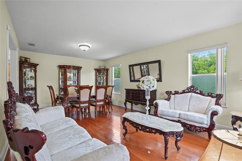 Image 21 of 41 For 5901 Wolverine Rd