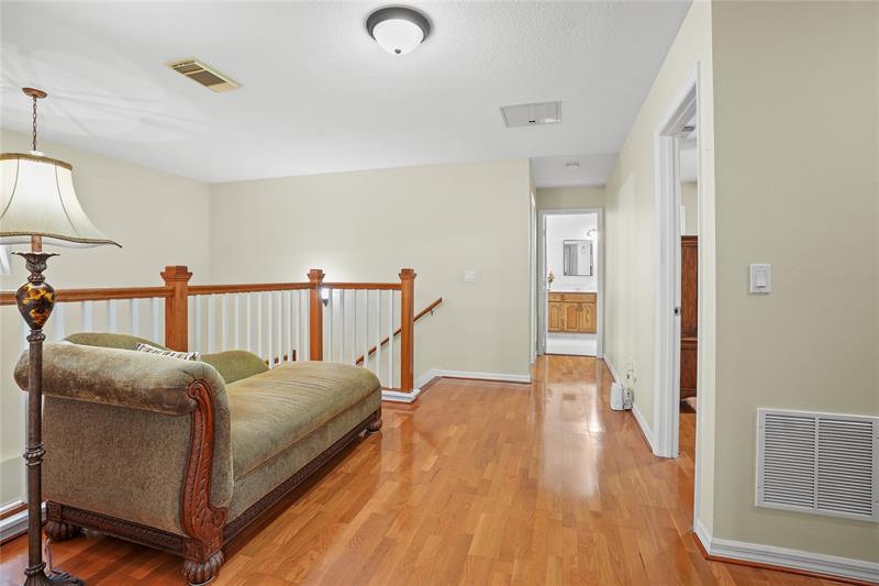 Image 30 of 41 For 5901 Wolverine Rd