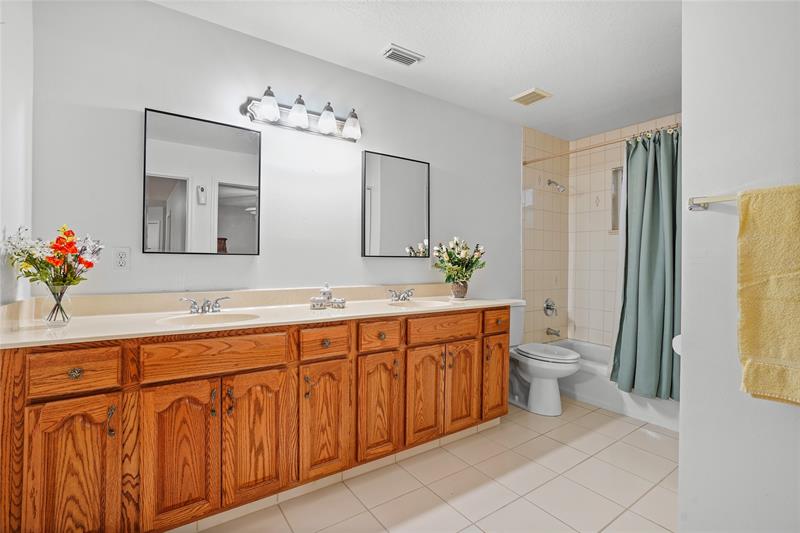 Image 32 of 41 For 5901 Wolverine Rd