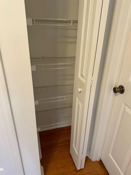 Image 24 of 30 For 22901 88th Pl  201