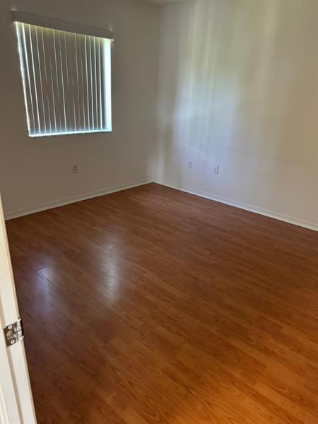 Image 28 of 30 For 22901 88th Pl  201