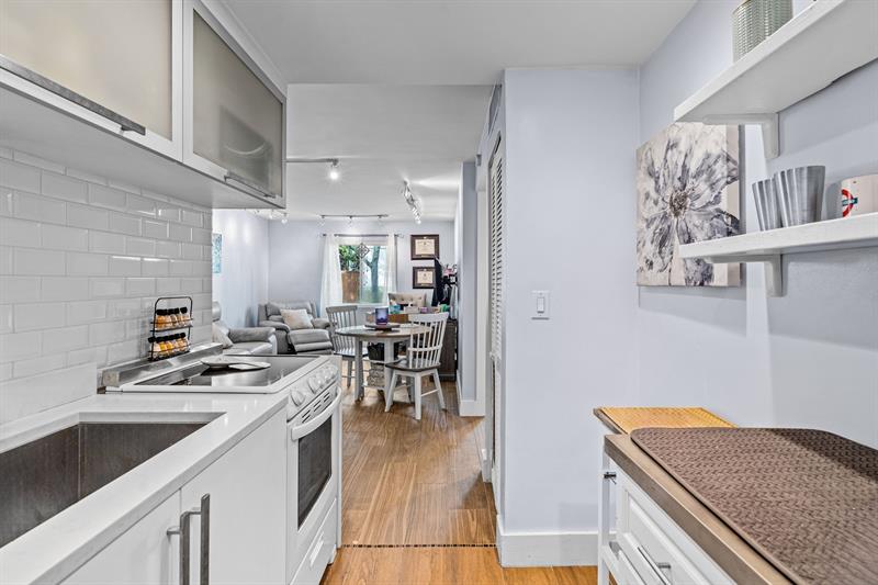 Image 14 of 22 For 8609 68th Ct  3
