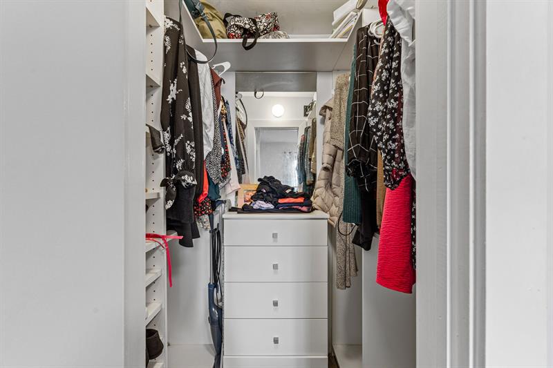 Image 19 of 22 For 8609 68th Ct  3