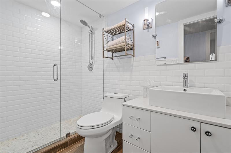 Image 20 of 22 For 8609 68th Ct  3