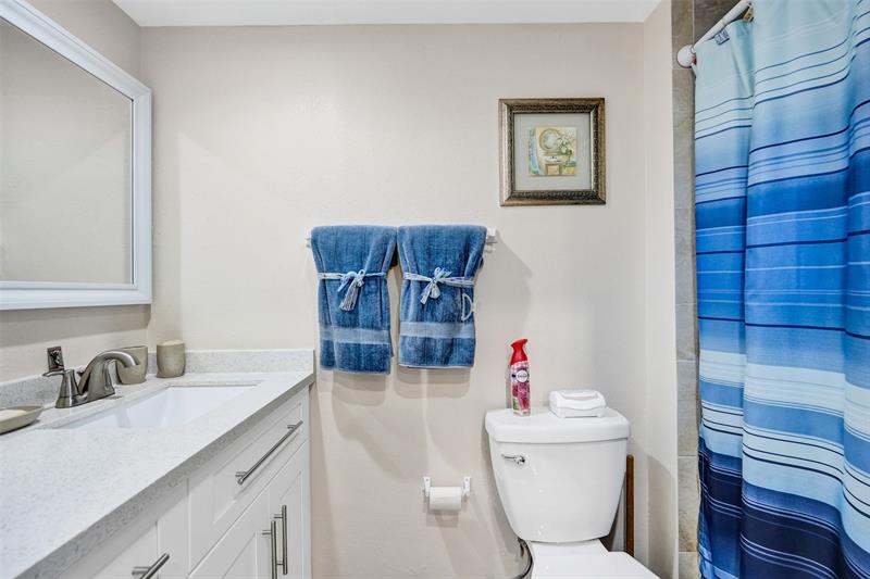Image 30 of 54 For 4980 Sabal Palm Boulevard  124