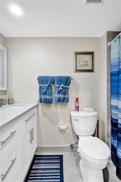Image 31 of 54 For 4980 Sabal Palm Boulevard  124