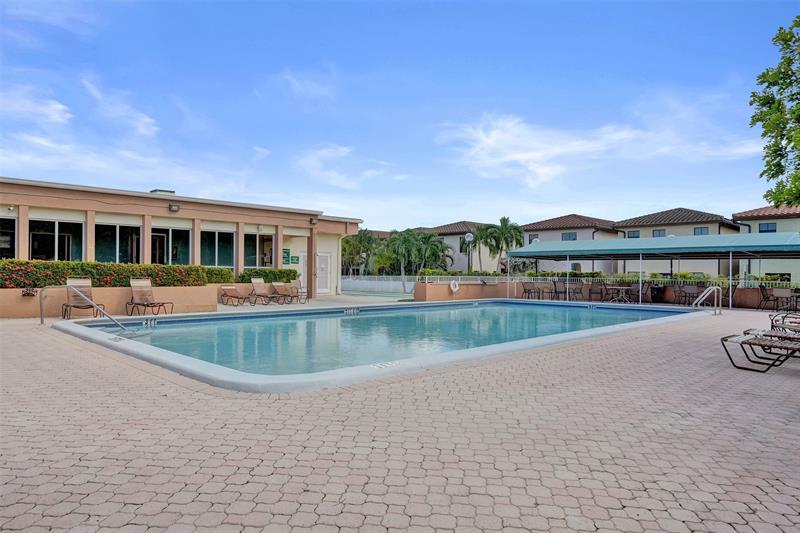 Image 53 of 54 For 4980 Sabal Palm Boulevard  124