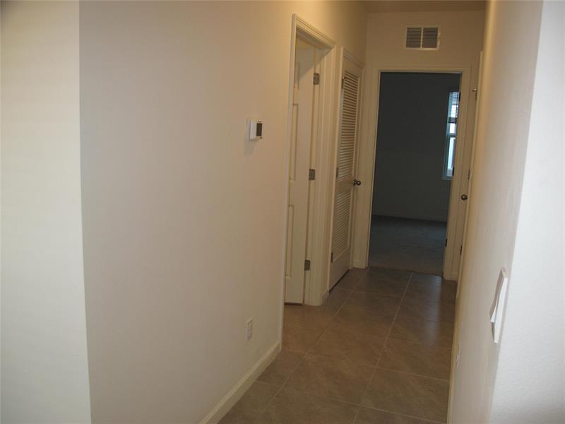 Image 19 of 33 For 12221 Nettuno Way