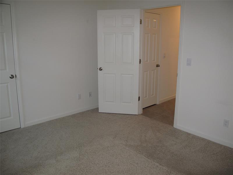 Image 23 of 33 For 12221 Nettuno Way
