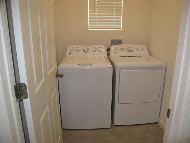 Image 25 of 33 For 12221 Nettuno Way