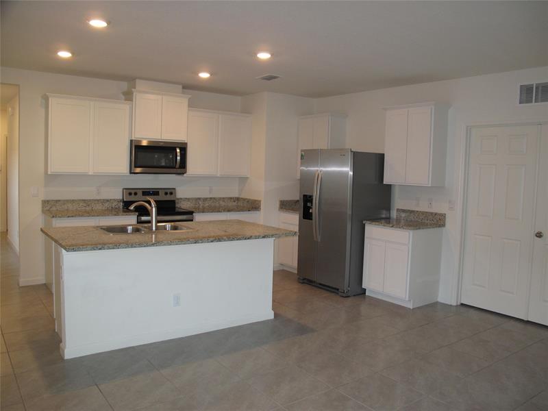 Image 7 of 33 For 12221 Nettuno Way