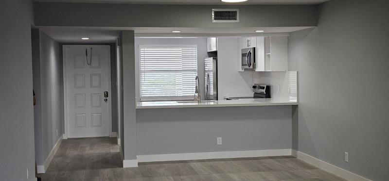 Image 22 of 60 For 3993 Cypress Reach Ct  501