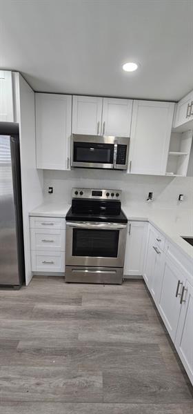 Image 34 of 60 For 3993 Cypress Reach Ct  501