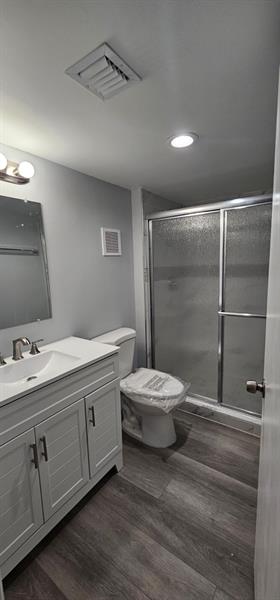 Image 41 of 60 For 3993 Cypress Reach Ct  501