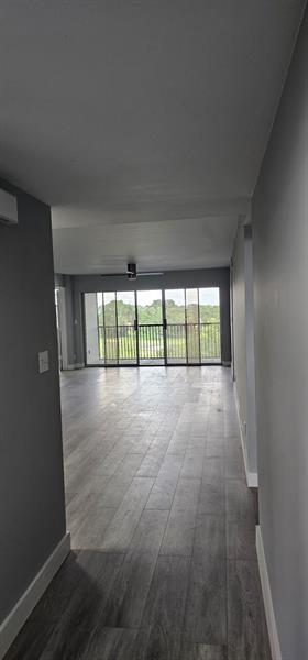 Image 57 of 60 For 3993 Cypress Reach Ct  501