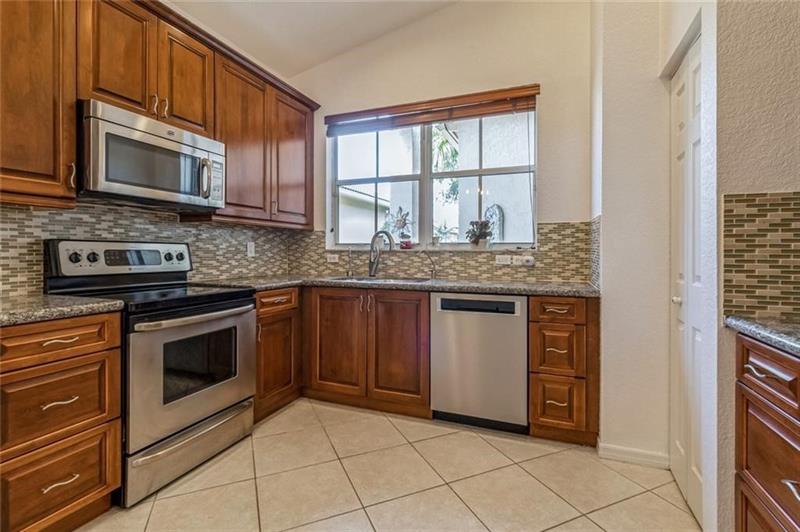 Image 15 of 25 For 5851 119th Dr