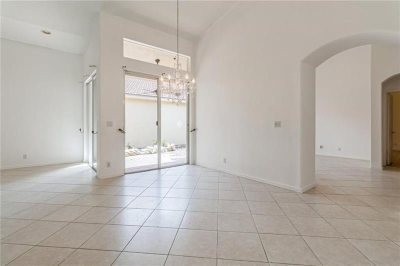 Image 5 of 25 For 5851 119th Dr