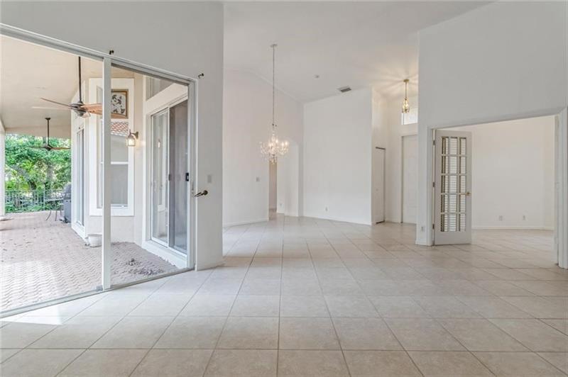 Image 9 of 25 For 5851 119th Dr