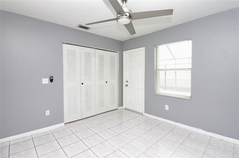 Image 18 of 40 For 7782 Blairwood Cir