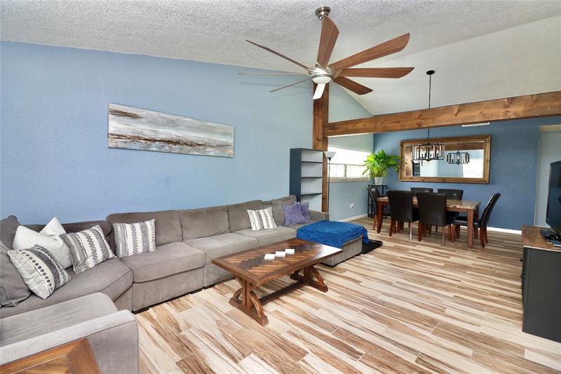 Image 24 of 40 For 7782 Blairwood Cir
