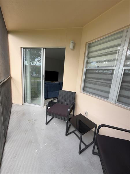 Image 17 of 38 For 12850 4th Ct  203i