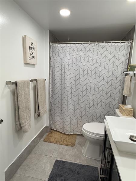 Image 26 of 38 For 12850 4th Ct  203i