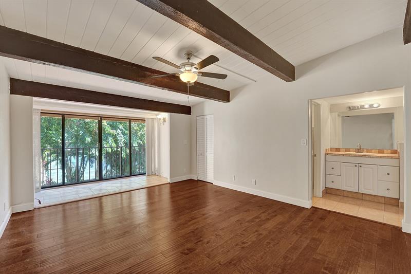 Image 15 of 28 For 760 Cocoplum Circle  7