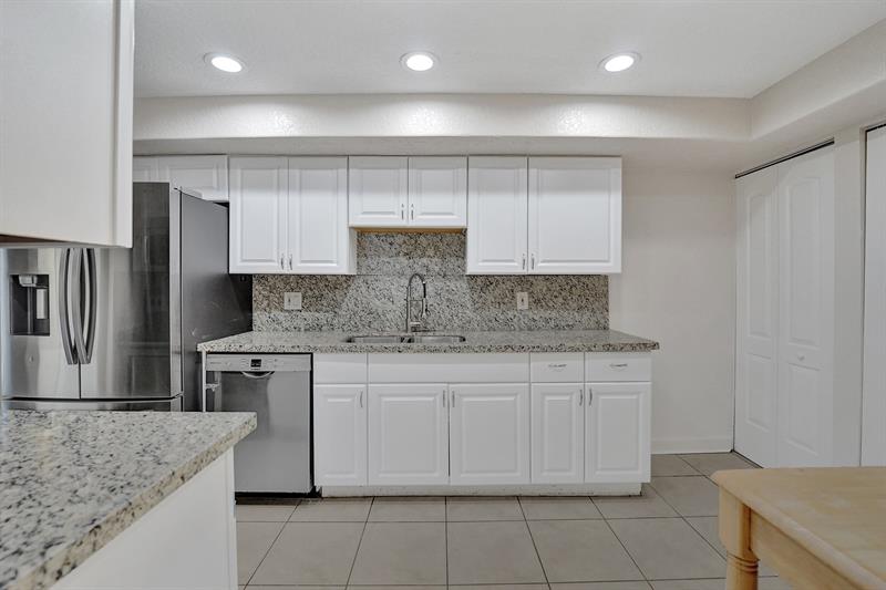 Image 6 of 28 For 760 Cocoplum Circle  7