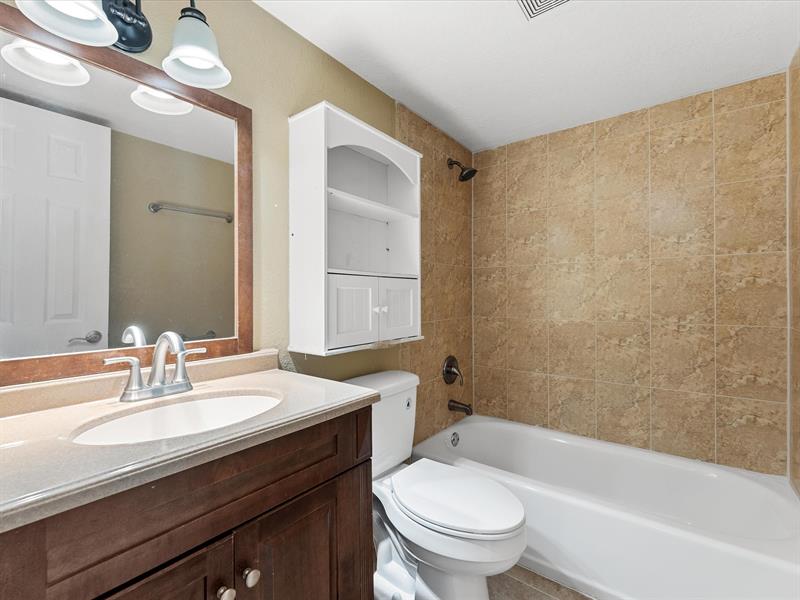 Image 11 of 14 For 101 41st St  E78
