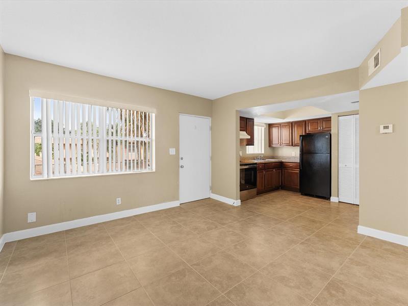 Image 9 of 14 For 101 41st St  E78