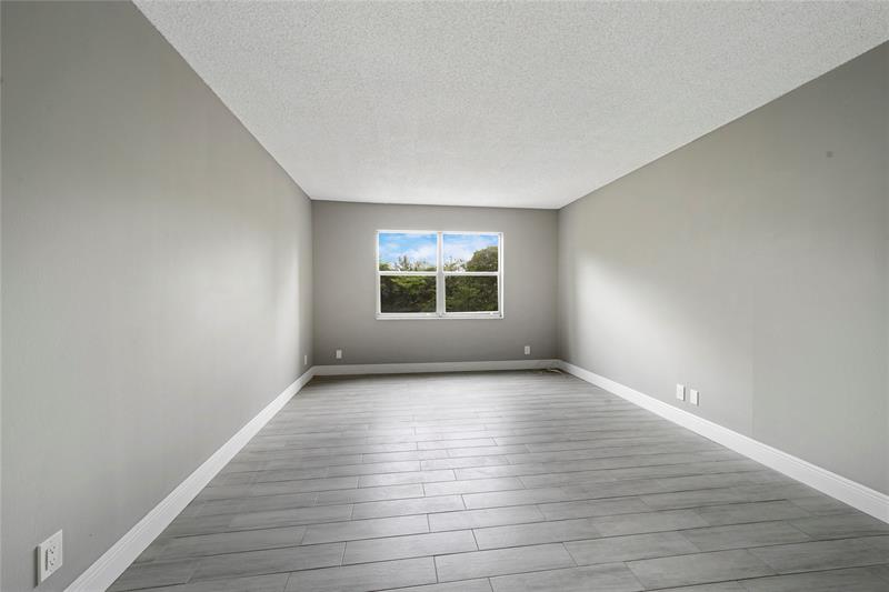 Image 11 of 19 For 3280 Spanish Moss Ter  108