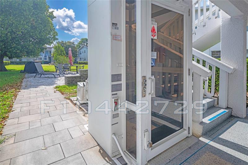 Image 11 of 62 For 144 Farnham F  144