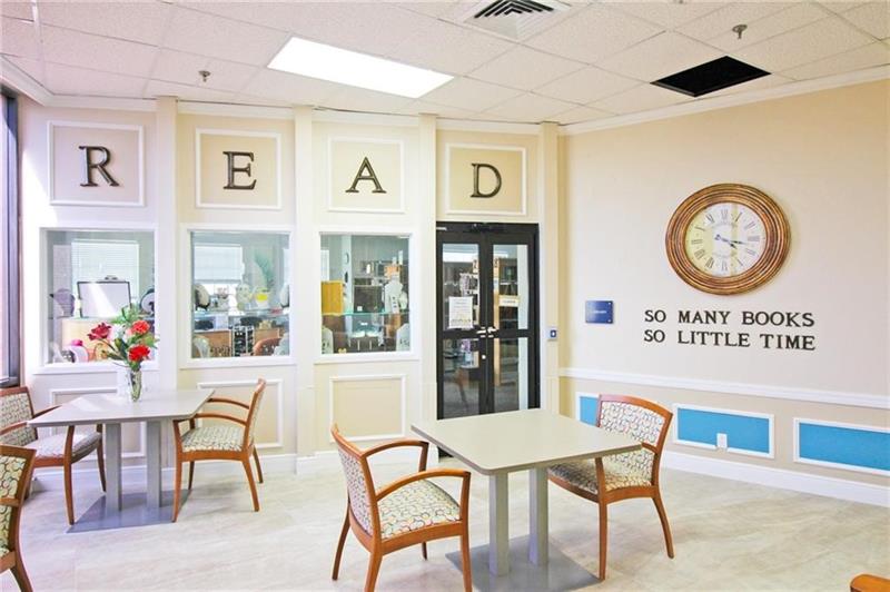 Image 34 of 62 For 144 Farnham F  144