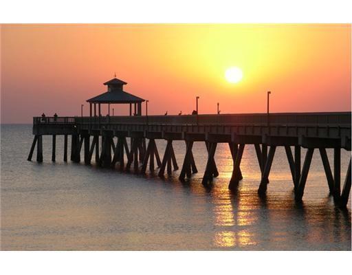 Image 50 of 62 For 144 Farnham F  144