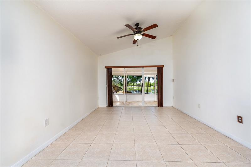 Image 36 of 54 For 205 159th Way