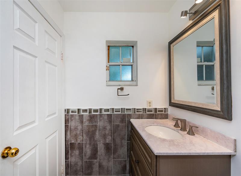 Image 47 of 54 For 205 159th Way