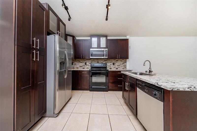 Image 6 of 54 For 205 159th Way