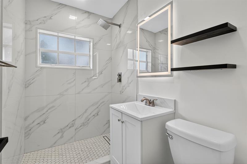 Image 10 of 28 For 40 68th St  