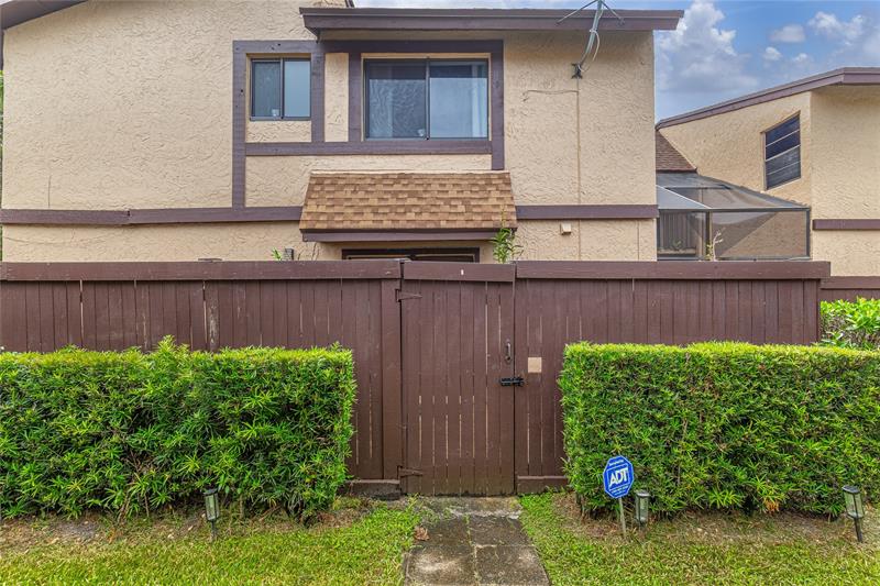 Image 11 of 28 For 2051 Bayberry Dr  2051