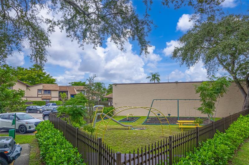 Image 22 of 28 For 2051 Bayberry Dr  2051