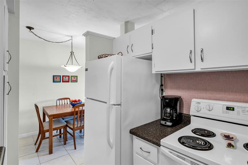 Image 19 of 48 For 1000 11th Ave  #12a Bldg