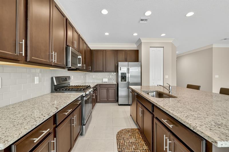 Image 13 of 51 For 12222 Sea Springs Rd