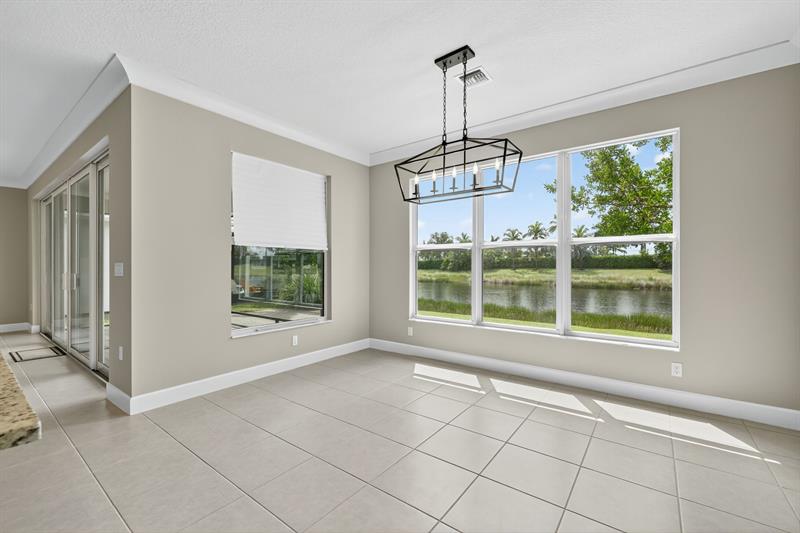 Image 15 of 51 For 12222 Sea Springs Rd