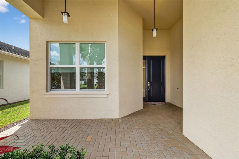 Image 4 of 51 For 12222 Sea Springs Rd